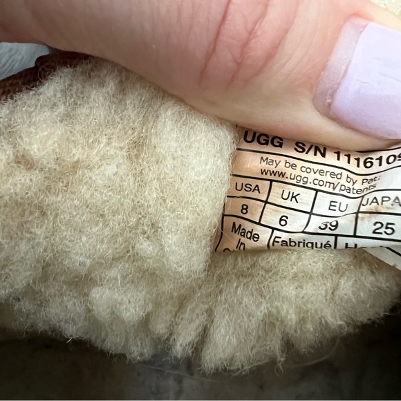 UGG Classic Mini Chestnut Shearling Boots | Cozy Suede Winter Booties 8 - Picture 6 of 7